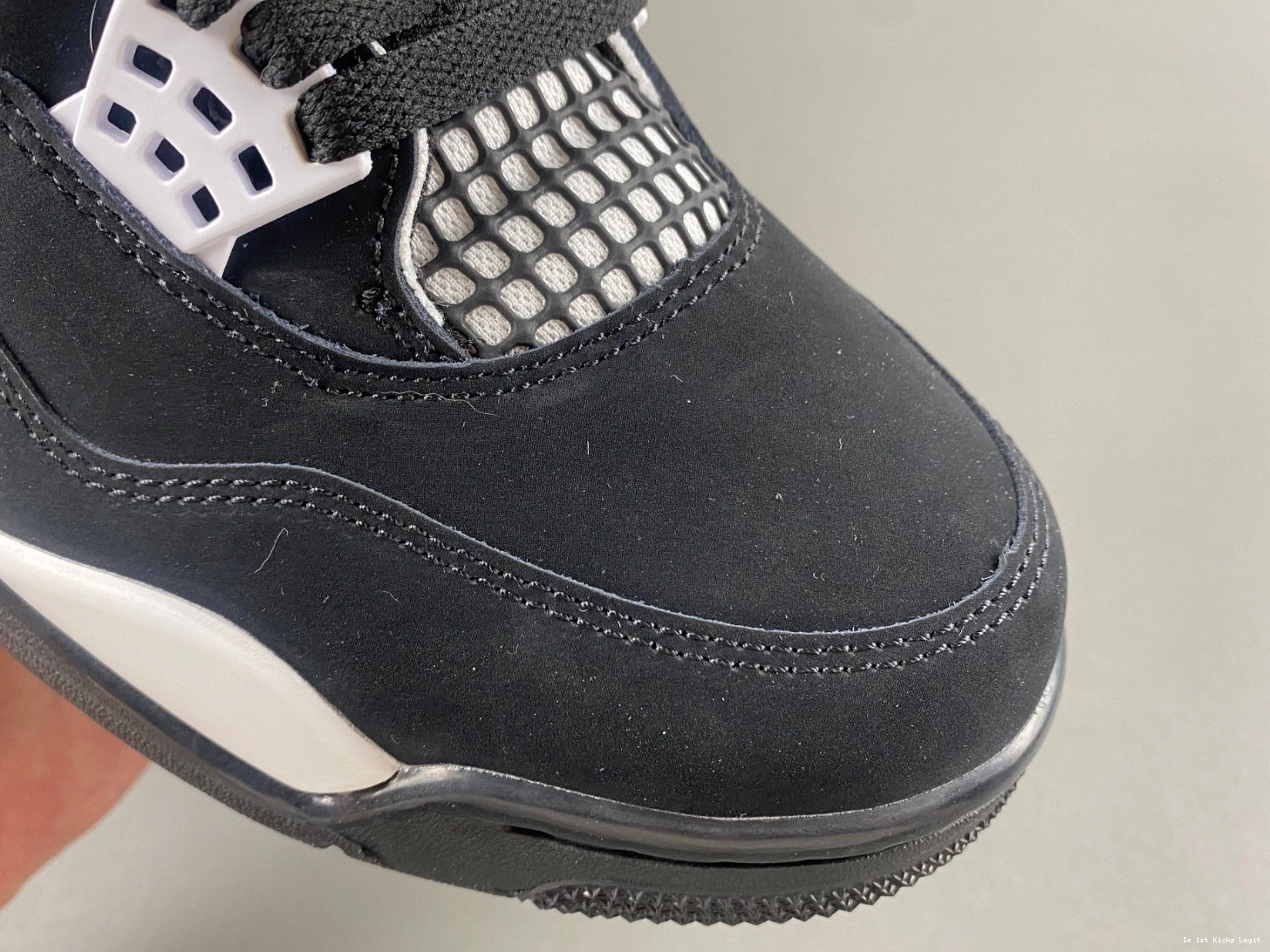 4 THUNDER JORDAN AIR RETRO FQ8138-001 'WHITE 0524